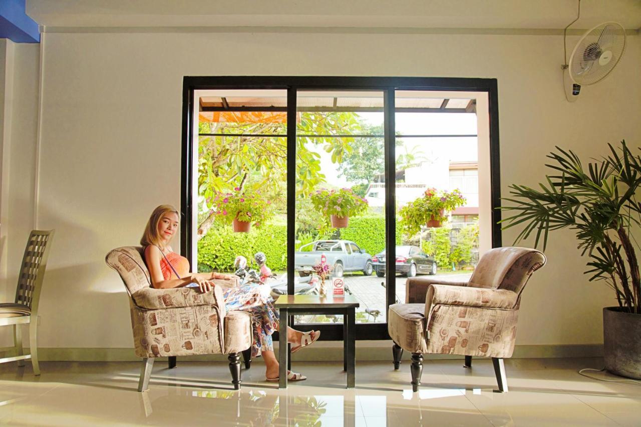 Siri Hotel Phuket Buitenkant foto