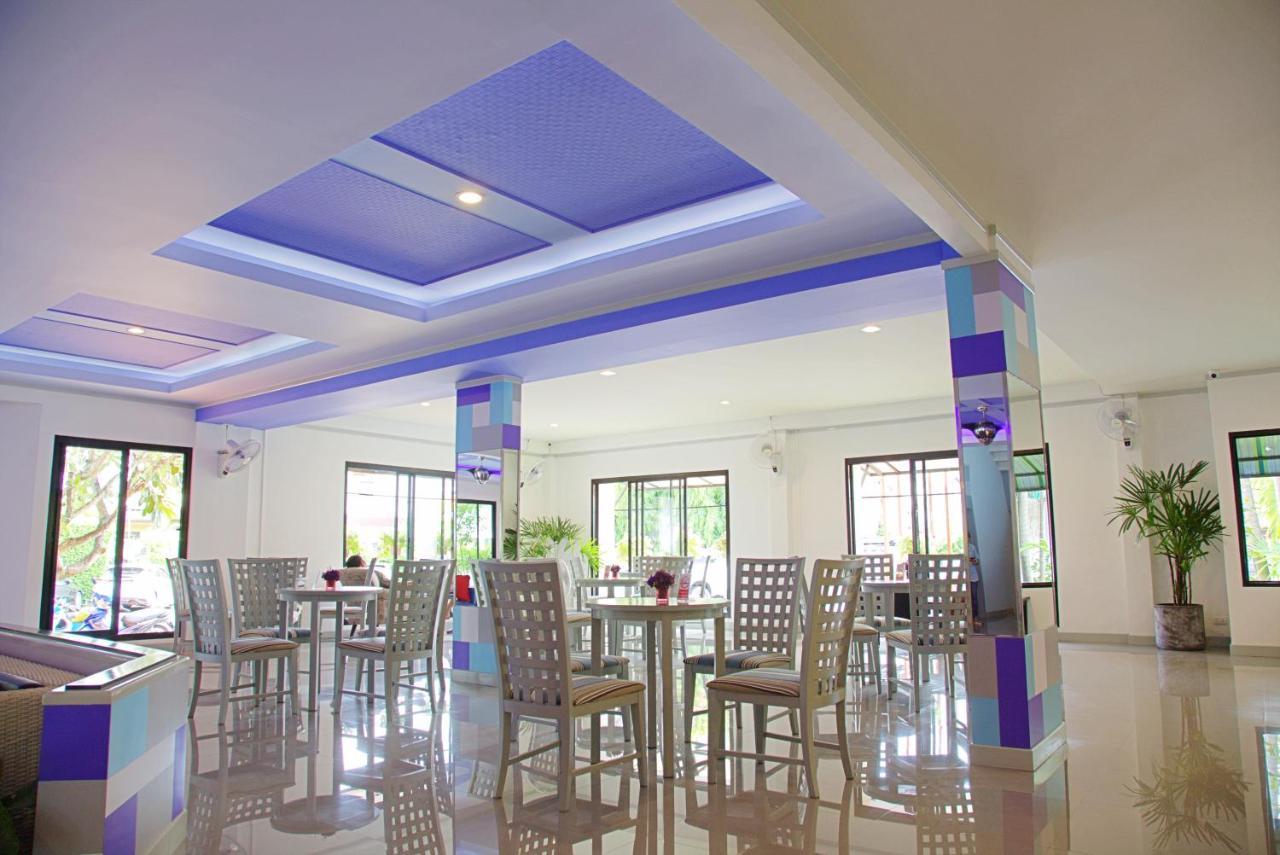 Siri Hotel Phuket Buitenkant foto